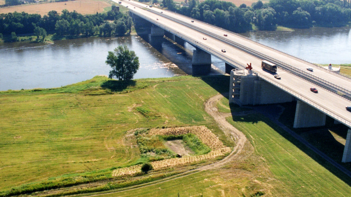 A 2 Elbebrücke Magdeburg (Luftbild)