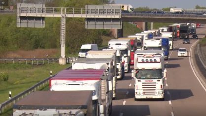 Video zeigt, warum der Ausbau und Neubau von Lkw-Rastanlagen an Autobahnen so dringend notwendig ist