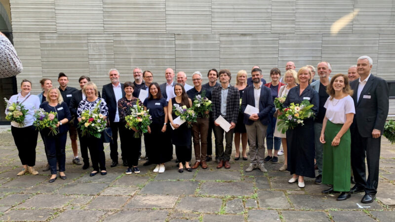 Die Preisträgerinnen und Preisträger bei der Verleihung am 9. Juni 2022