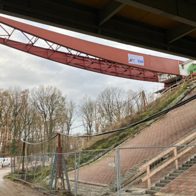 Überbauverschub für die Muldebrücke Grimma